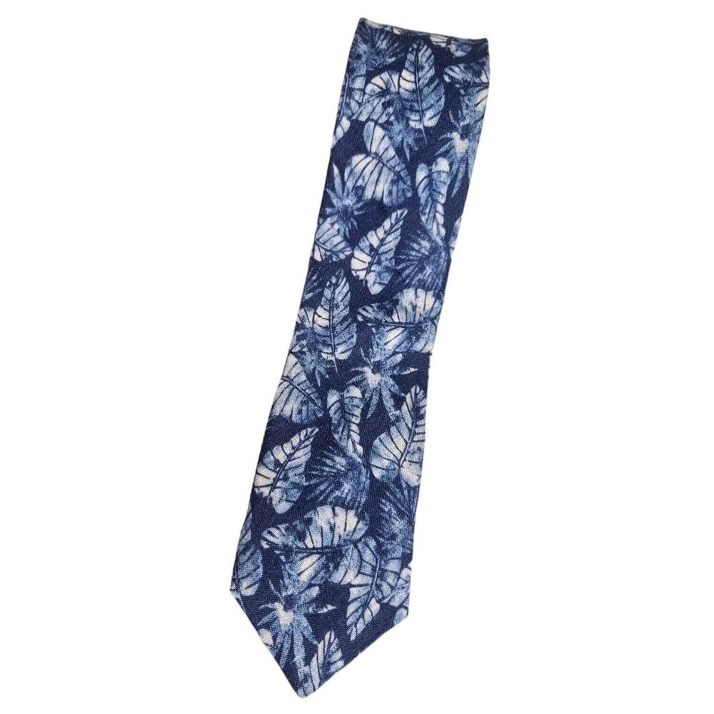 TED BAKER Men's 100% Silk Necktie DESIGNER Tie Blue Leaf W:2.6" EUC